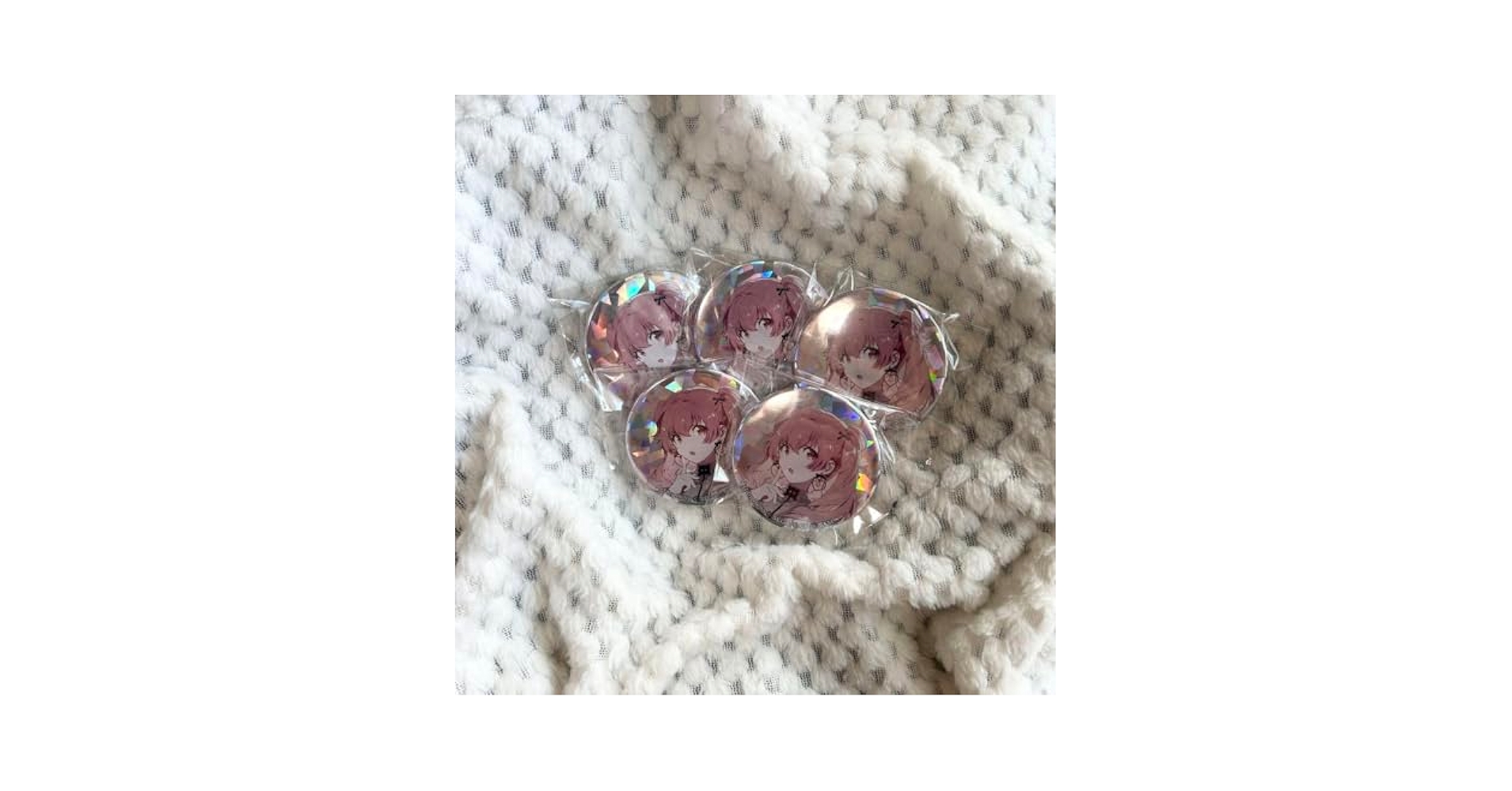 10点 桃井愛莉 プロセカ グリッター缶バッジ 42C M109101302