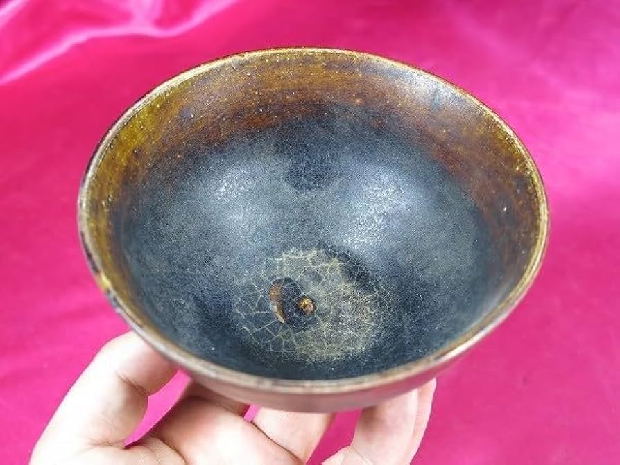 Amazon.co.jp: Bクメール黒釉碗①12世紀カンボジア遺跡発掘品陶器