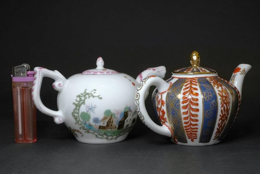 Amazon.co.jp: V&A ティーポット コレクション ミニチュア 12個