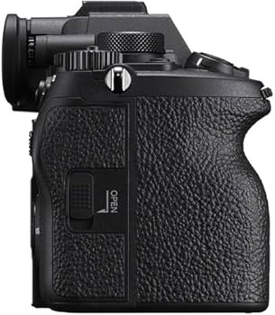 Amazon | ソニー α 7R V ミラーレスカメラボディ (ILCE-7RM5/B) – 61MP