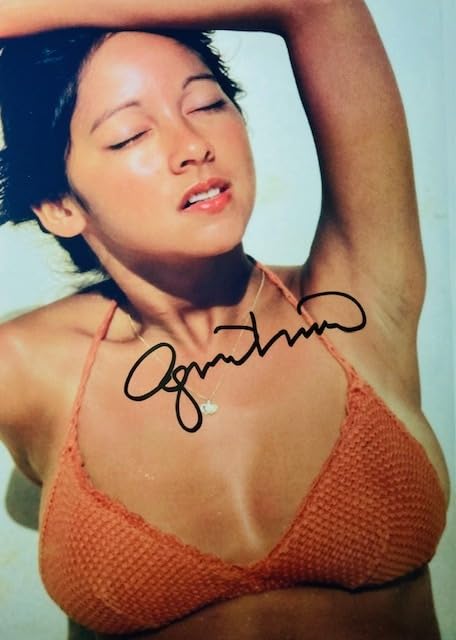 アグネス・ラム 直筆サイン入り写真【サイズ 20cmX25cm】モデル Kiw8