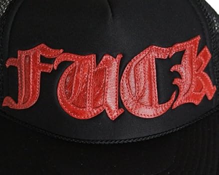 Amazon | クロムハーツ トラッカーキャップ FUCK レザー黒／赤