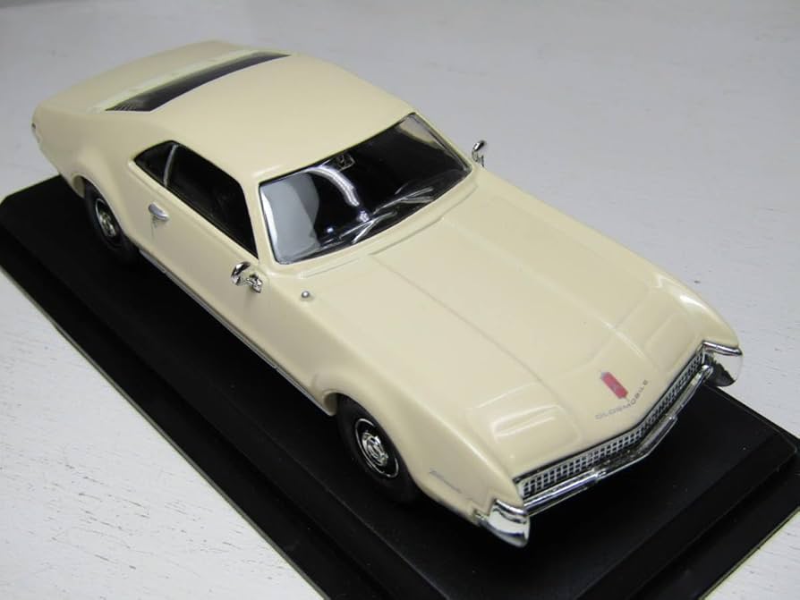1661） Siku V267 ドイツ製 オールドモービル トロネード ボート 1661