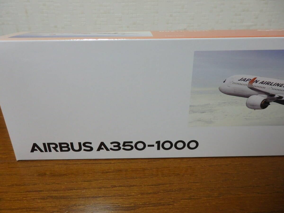 AIRBUS A350-1000 初号機1/200模型 おまけ付き AIRBUS A350-1000 初