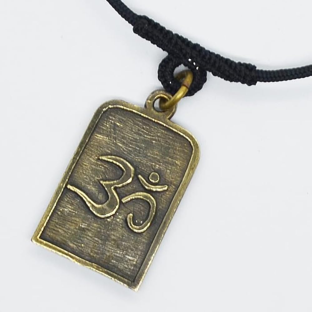 Amazon | 【ヒモ付】プラクルアン プレート シヴァ神 紐 チャーム