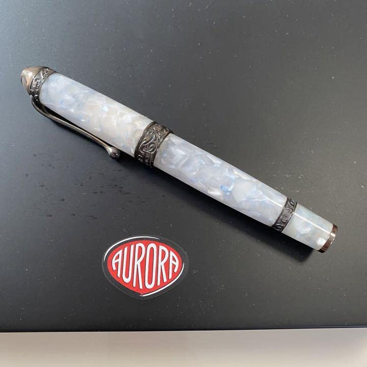 アウロラ AURORA オチェアーノ・グラチアーレ・アルティコ （北極海）