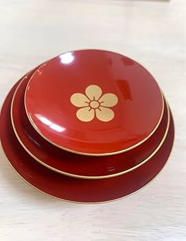 赤い漆器 杯 五三の桐 赤い漆器 杯 五三の桐 赤い漆器 杯 五三の桐