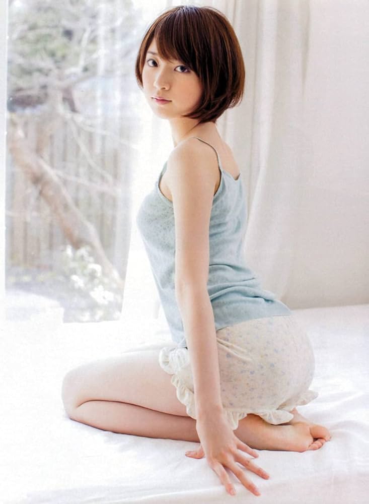 Amazon.co.jp: 橋本奈々未L判写真100枚 : おもちゃ