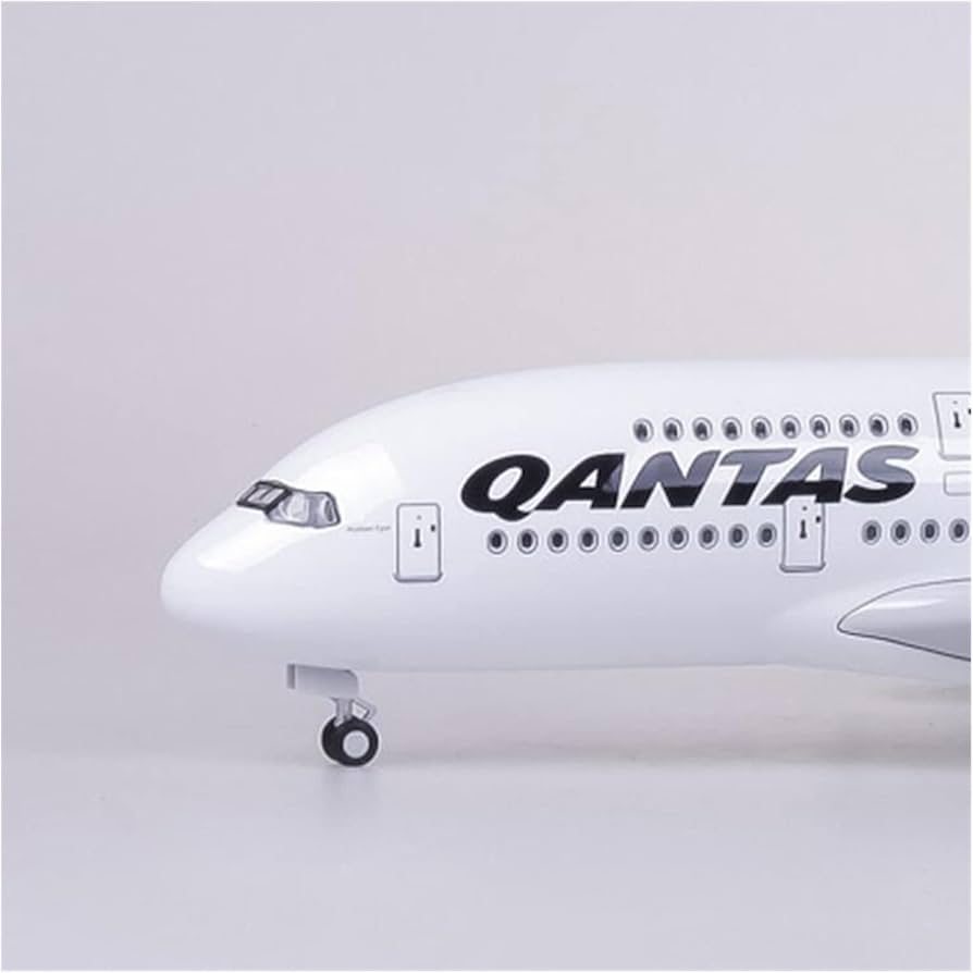 Amazon.co.jp: 1/200 スケール 36.5CM 飛行機 380 A380 カンタス航空