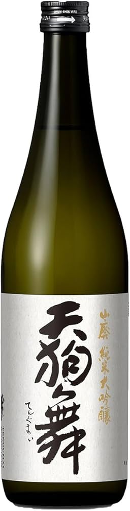 Amazon.co.jp: 天狗舞 山廃純米大吟醸 720ml : 食品・飲料・お酒
