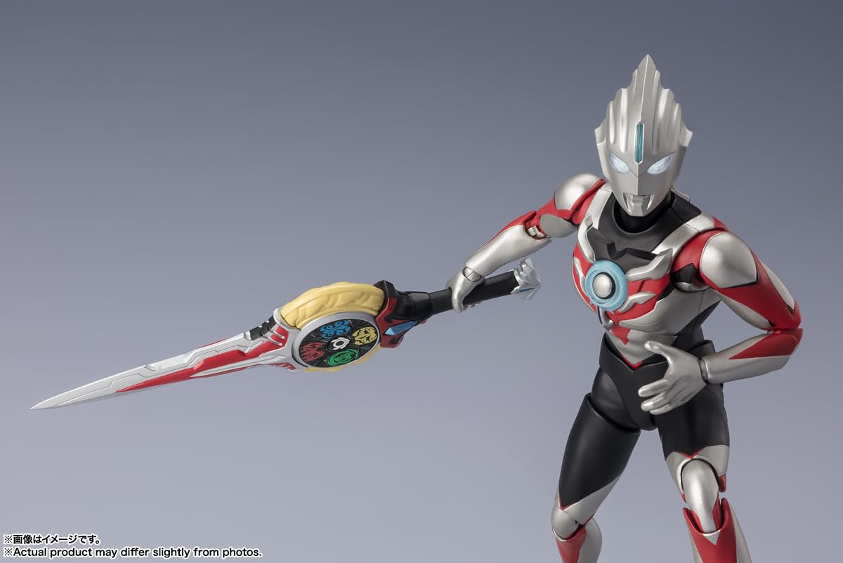 Amazon.co.jp: TAMASHII NATIONS S.H.フィギュアーツ ウルトラマン