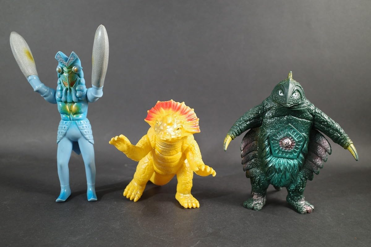 希少 ウルトラマン 消しゴム メトロン星人 バルタン 円谷プロ 希少