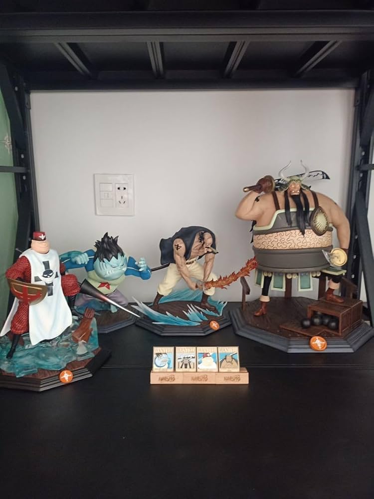 Amazon | 白ひげ海賊団 フォッサ ワンピース フィギュア ガレージ