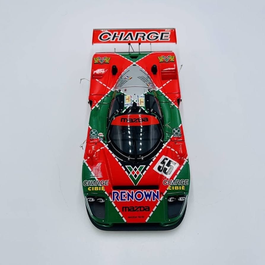 値下げオートアート1/18 マツダ 787B (限定・優勝トロフィー付) 欠品無