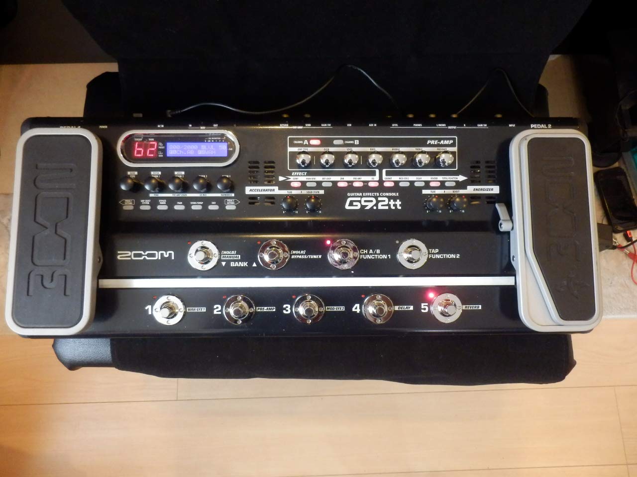 ZOOM G9.2tt ギターエフェクター G9.2tt Guitar Effects Console | Zoom
