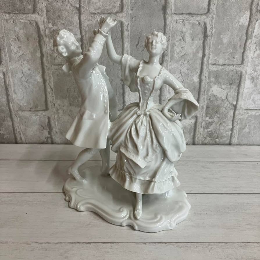 リチャードジノリ 人形 陶器製 女性 フィギュリン 【公式通販】