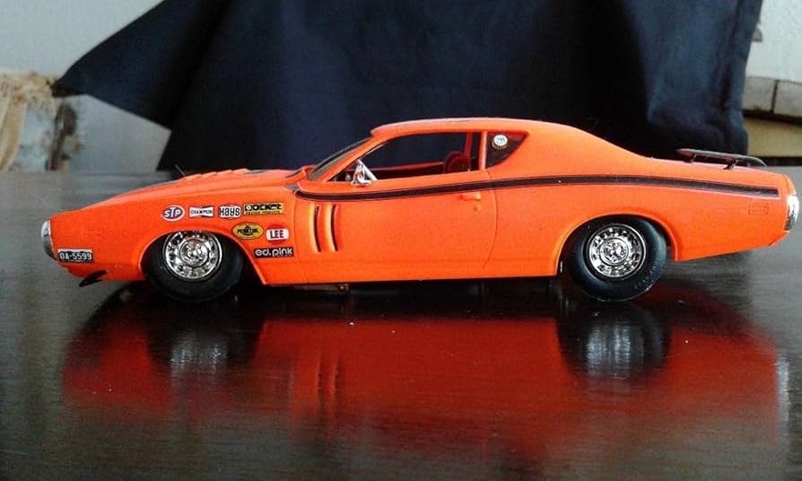 Amazon | AMT 1/25 ダーティー・ドニー 1971 ダッジ・チャージャー R/T