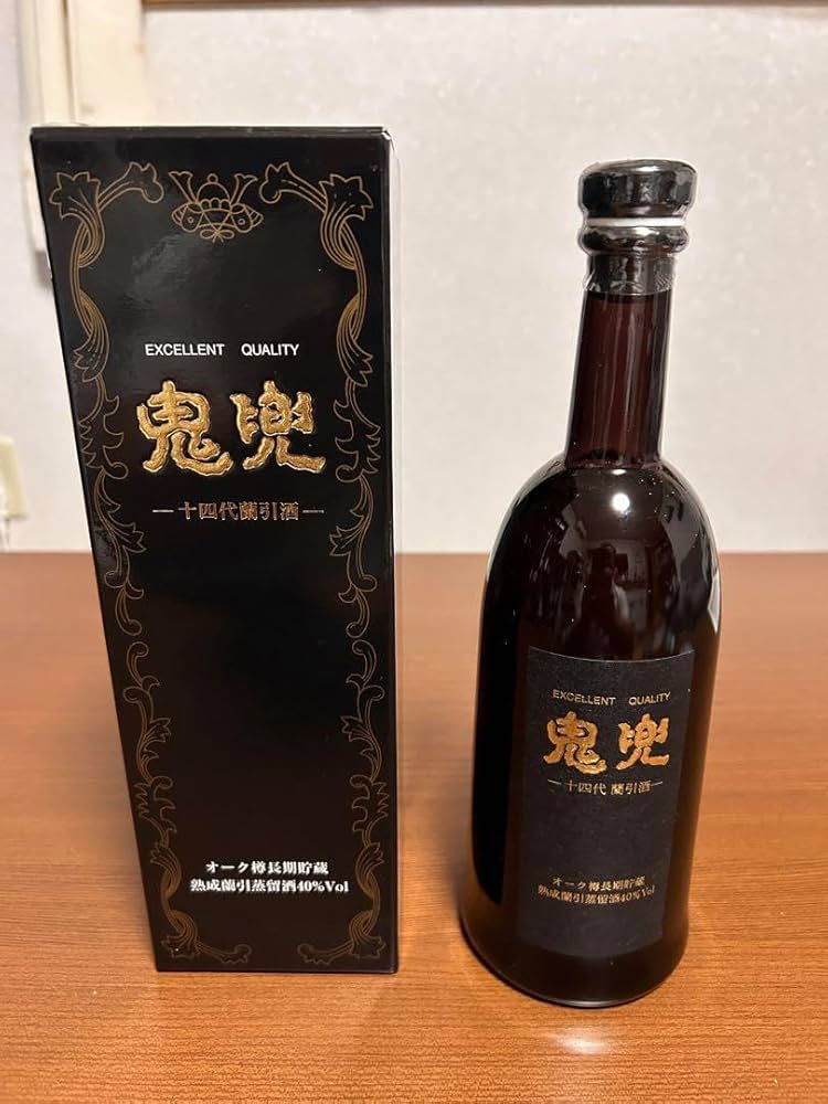 Amazon.co.jp: 十四代 鬼兜 蘭引焼酎720ml 40°高木酒造 : 食品・飲料