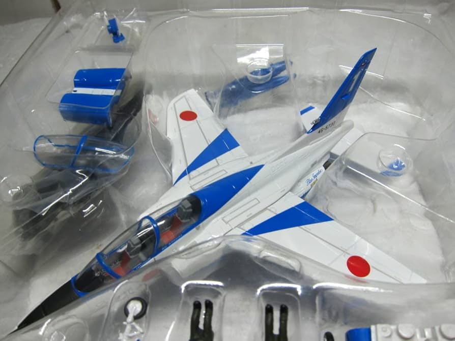 Amazon.co.jp: 1/72 ホビーマスター 川崎 T-4 航空自衛隊 ブルー