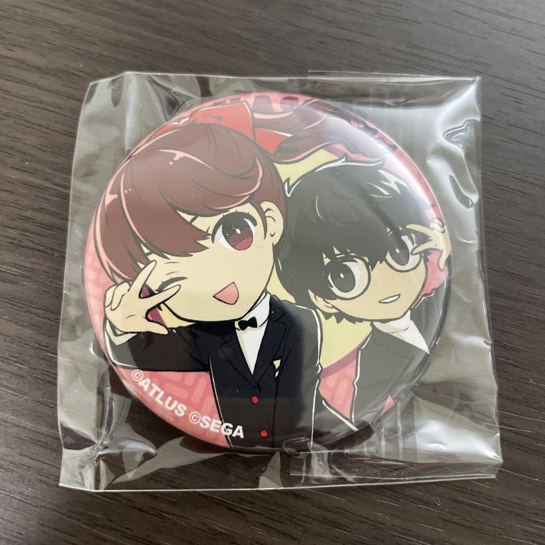 ペルソナ5】調査報告書 缶バッジ 主人公、芳澤かすみ Amazon.co.jp