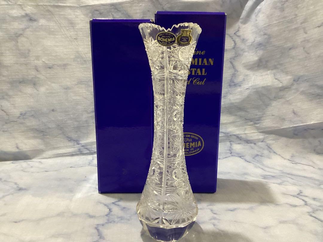 チェコ ボヘミア クリスタル 美しいガラス CRYSTAL エッチング花瓶