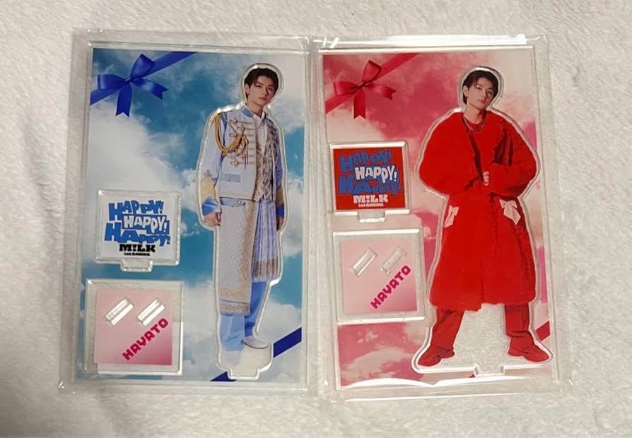 Amazon.co.jp: M!LK 佐野勇斗 アクスタ 青衣装 赤衣装 : おもちゃ