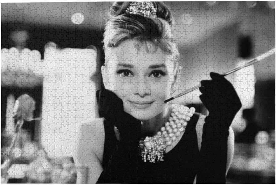 オードリー・ヘプバーン パズル フレーム付き Amazon | 1000ピース