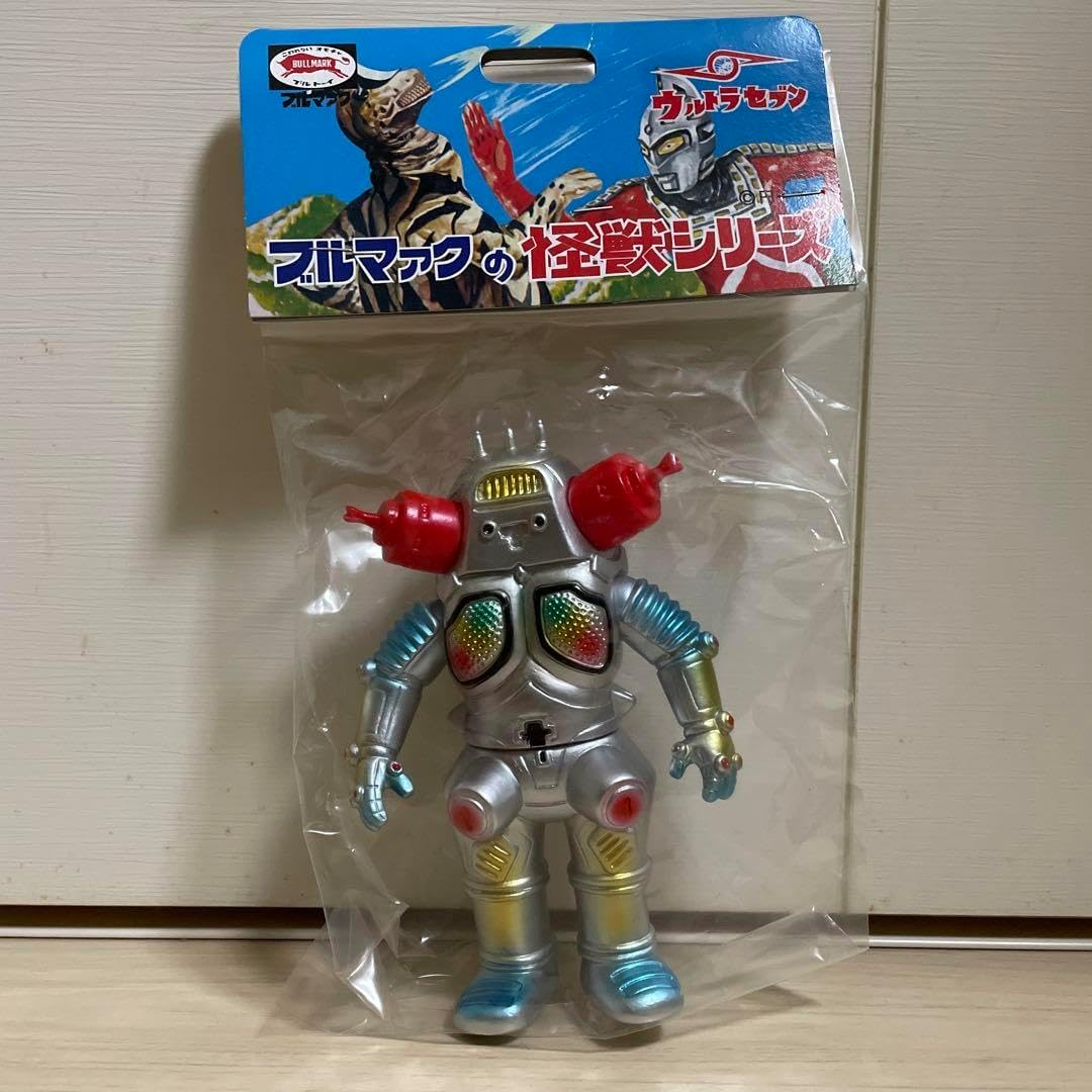 ブルマァク 復刻 キングジョー(蓄光) 3月9日(日)より販売開始