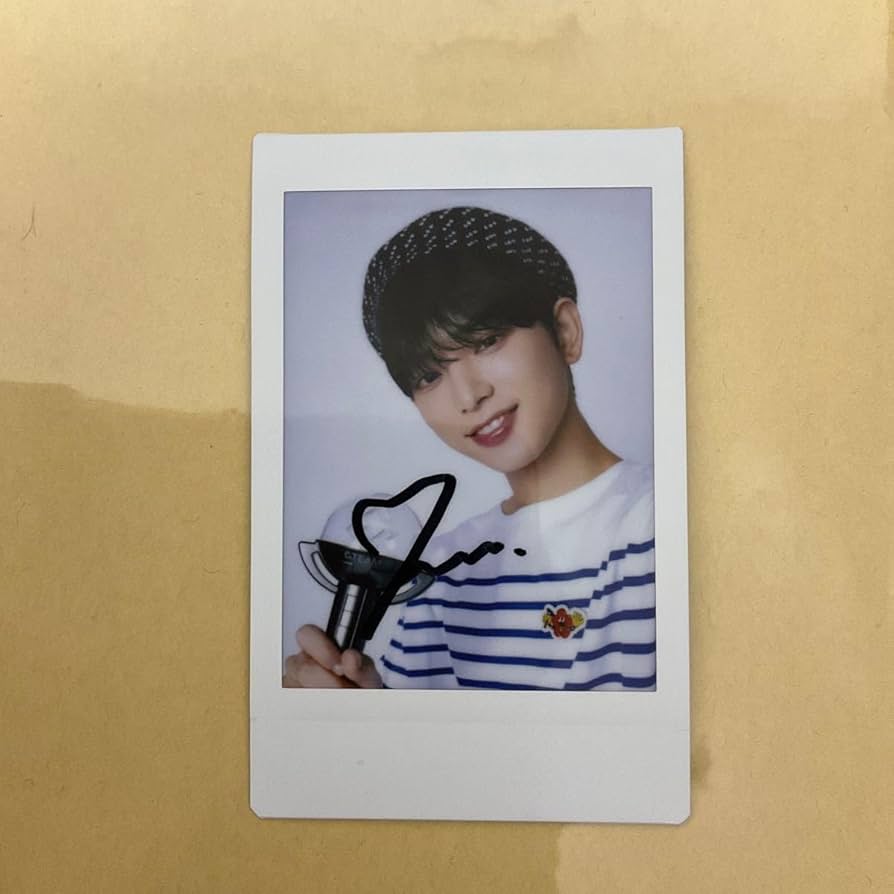 WILDBLUE メンバー全員直筆サイン入りチェキ WILD BLUE】ミニ連載完走