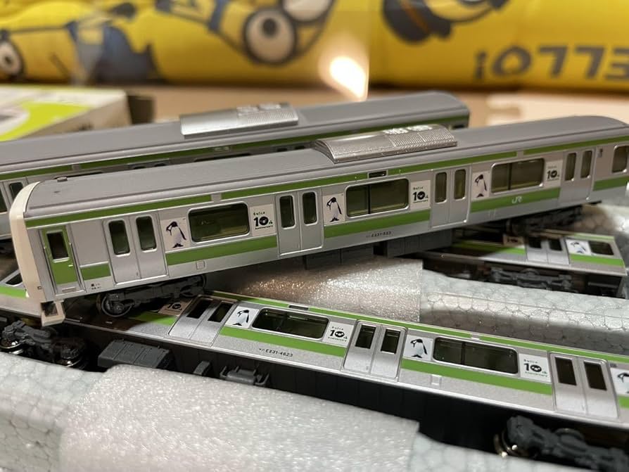 Amazon.co.jp: E231系500番台 山手線 Suica10周年記念ペンギントレイン