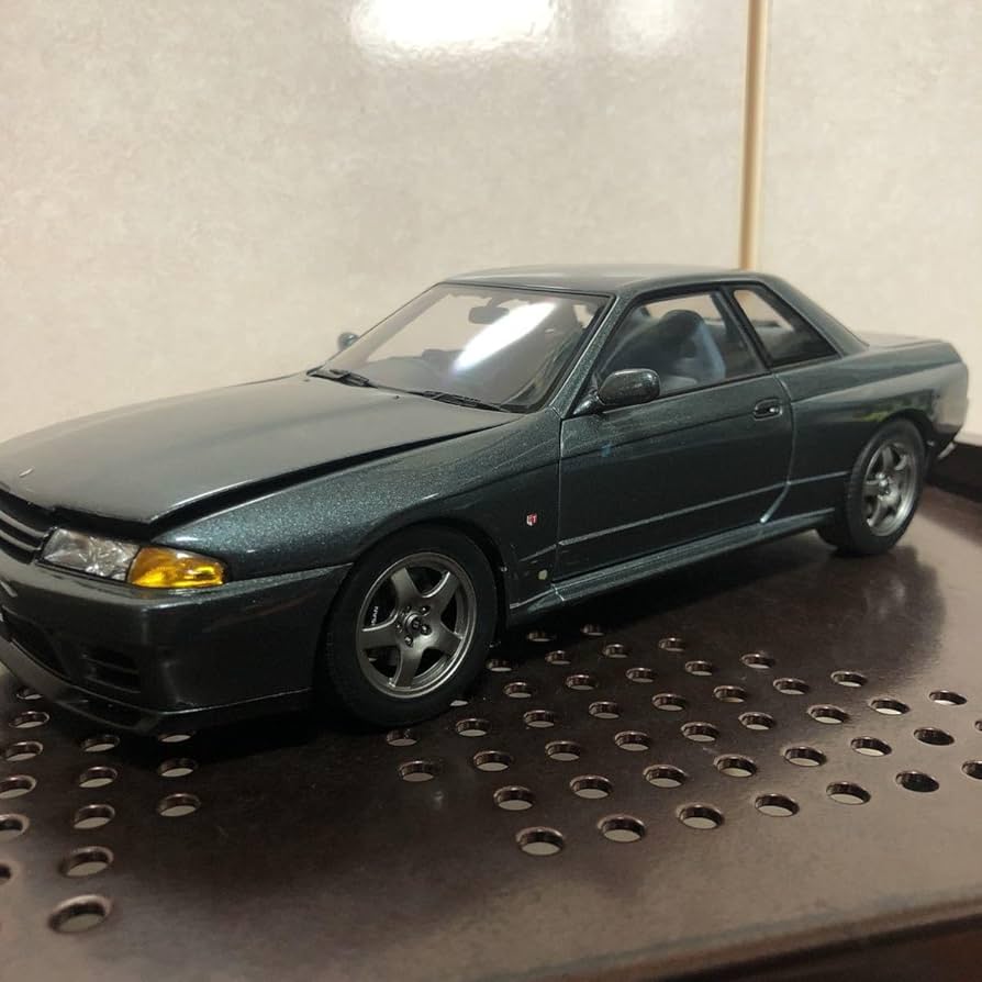 Amazon | 330 AUTO art 1/18 Skyline R32 GTR スカイライン オート