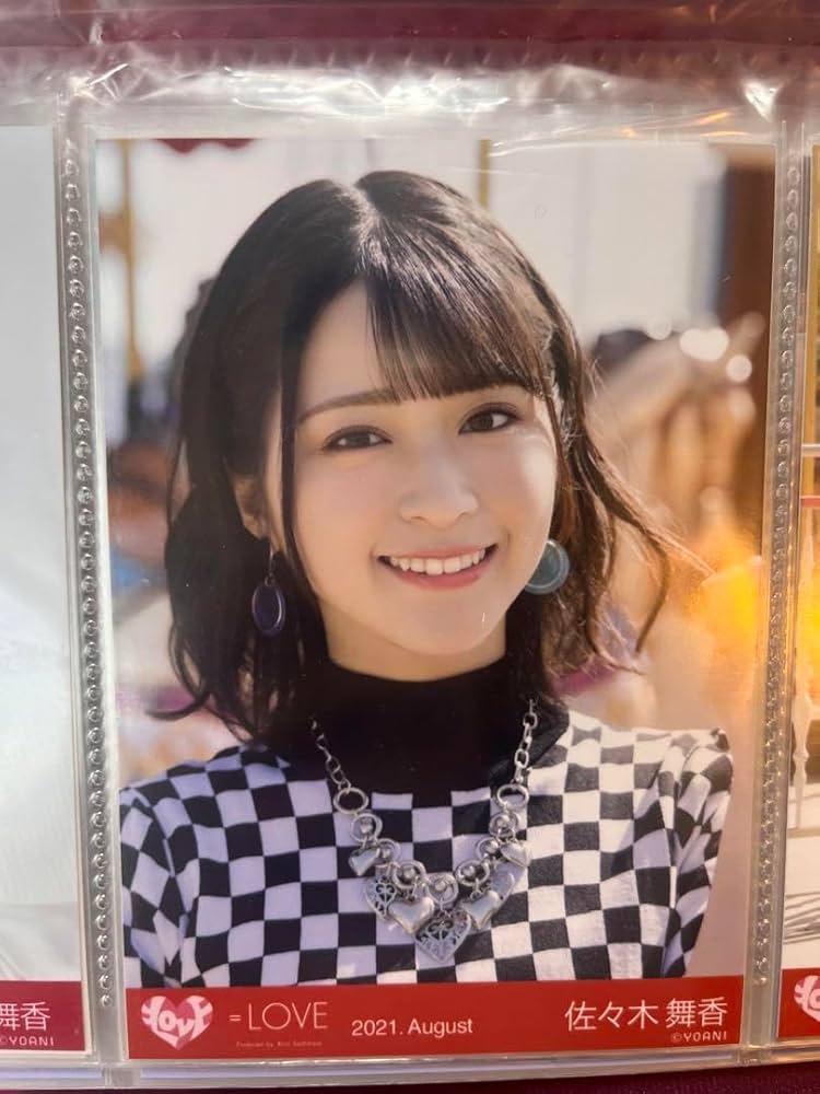 5/5手渡し可】佐々木舞香 生写真 直筆 サイン 黒衣装 5/5手渡し可