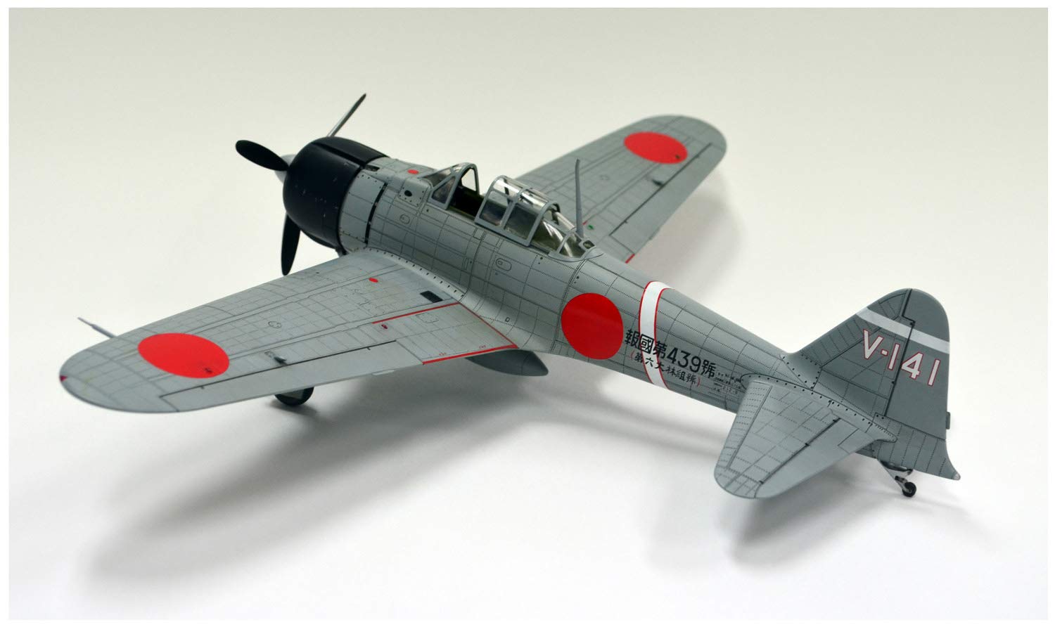 TAMIYA 1/32 A6M2b零戦 プラモデルキット TAMIYA 1/32 A6M2b零戦