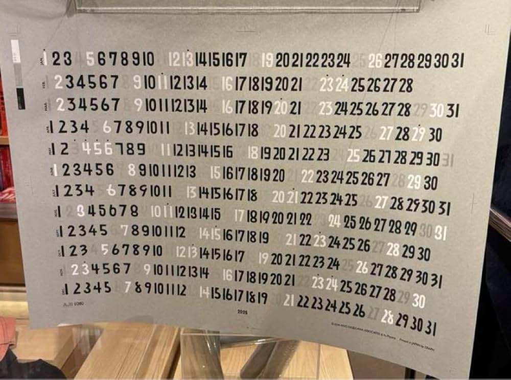 Amazon.co.jp: AKIO HAWA AH 長谷川昭雄 カレンダー 2025 カウラム 2