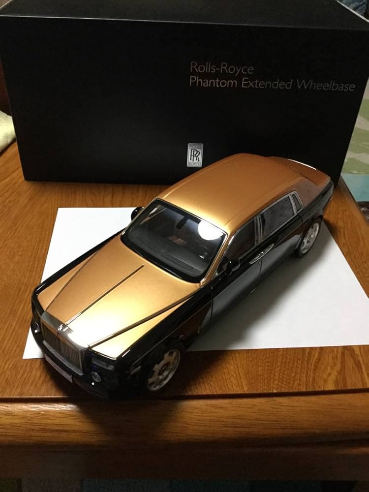 特価 1/18 ロールスロイス ファントム Extended Wheelbase 特価 1/18