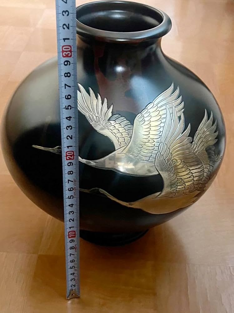 Amazon.co.jp: 花器花瓶飾壺 双鶴彫金 真峰作 青銅 ブロンズ 製 高岡