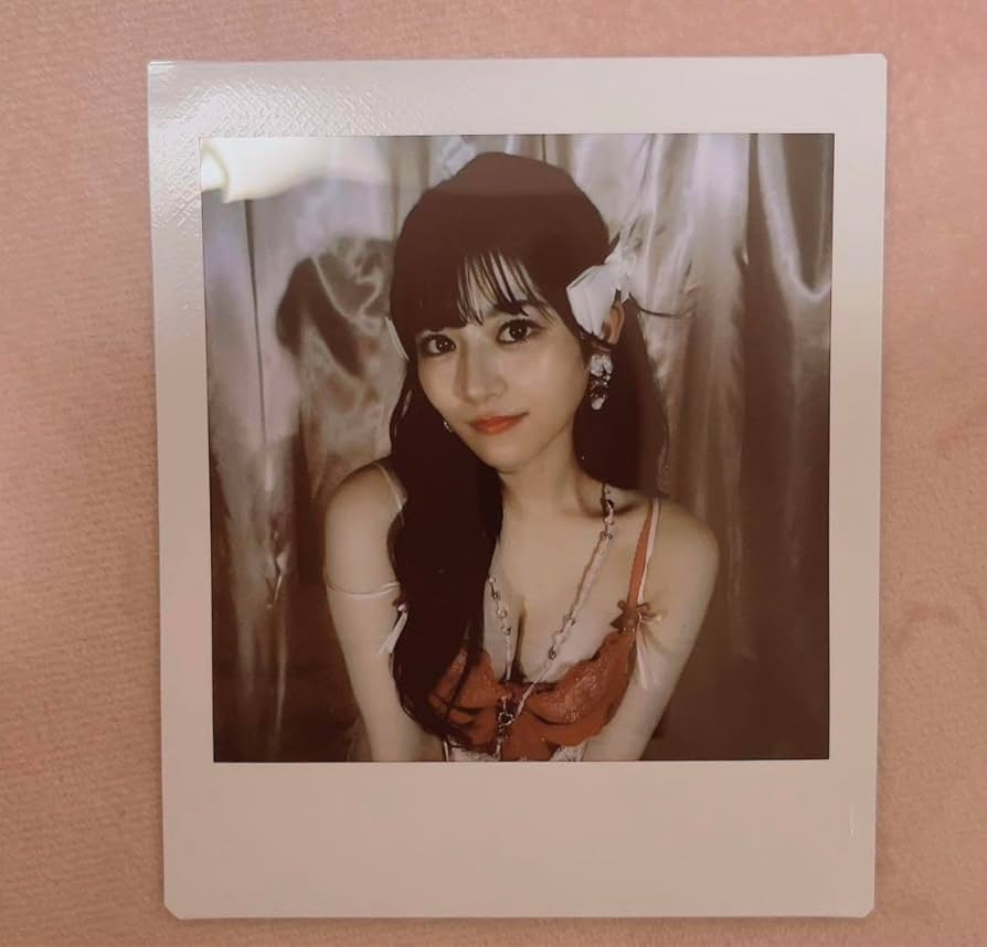 月足天音 ラルムチェキ Amazon.co.jp: FRUITSZIPPER 月足天音 LARME