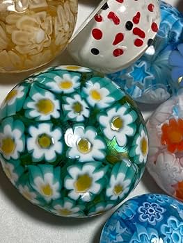 Amazon.co.jp: イタリア ガラス製ミルフィオリ風文鎮 ペーパーウェイト