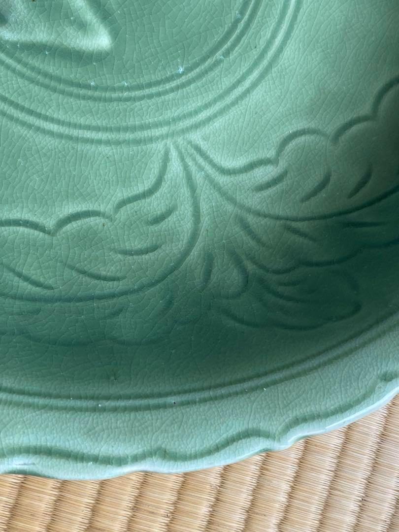 中国宋時代竜泉青磁お皿 中国宋時代竜泉青磁お皿 中国宋時代竜泉青磁お