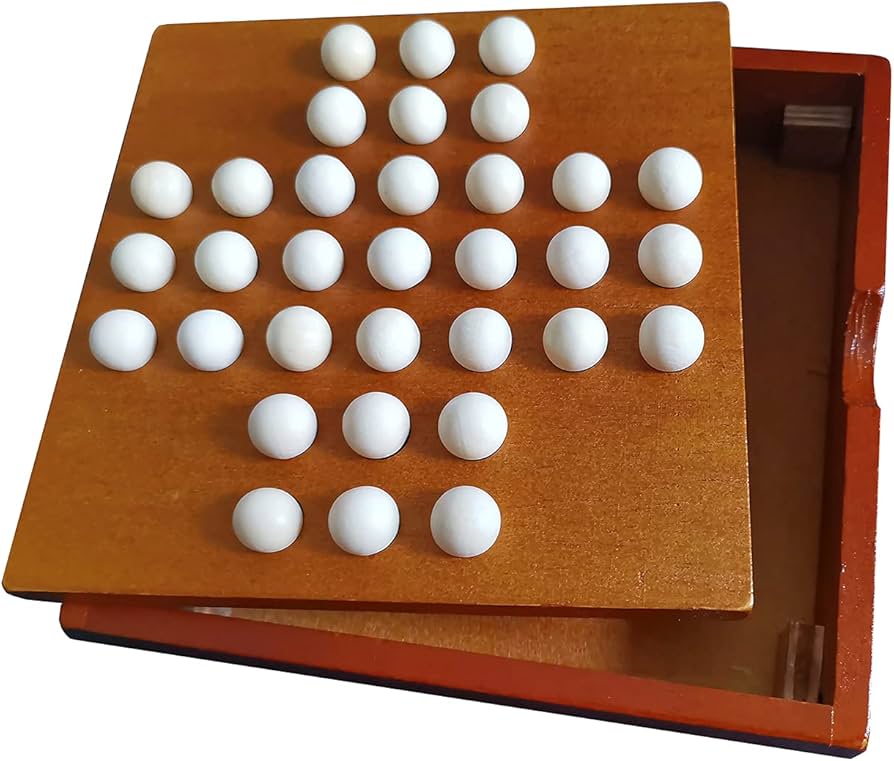 Amazon.co.jp: ソリティアボードゲーム ジャンピングビー玉 ペグ