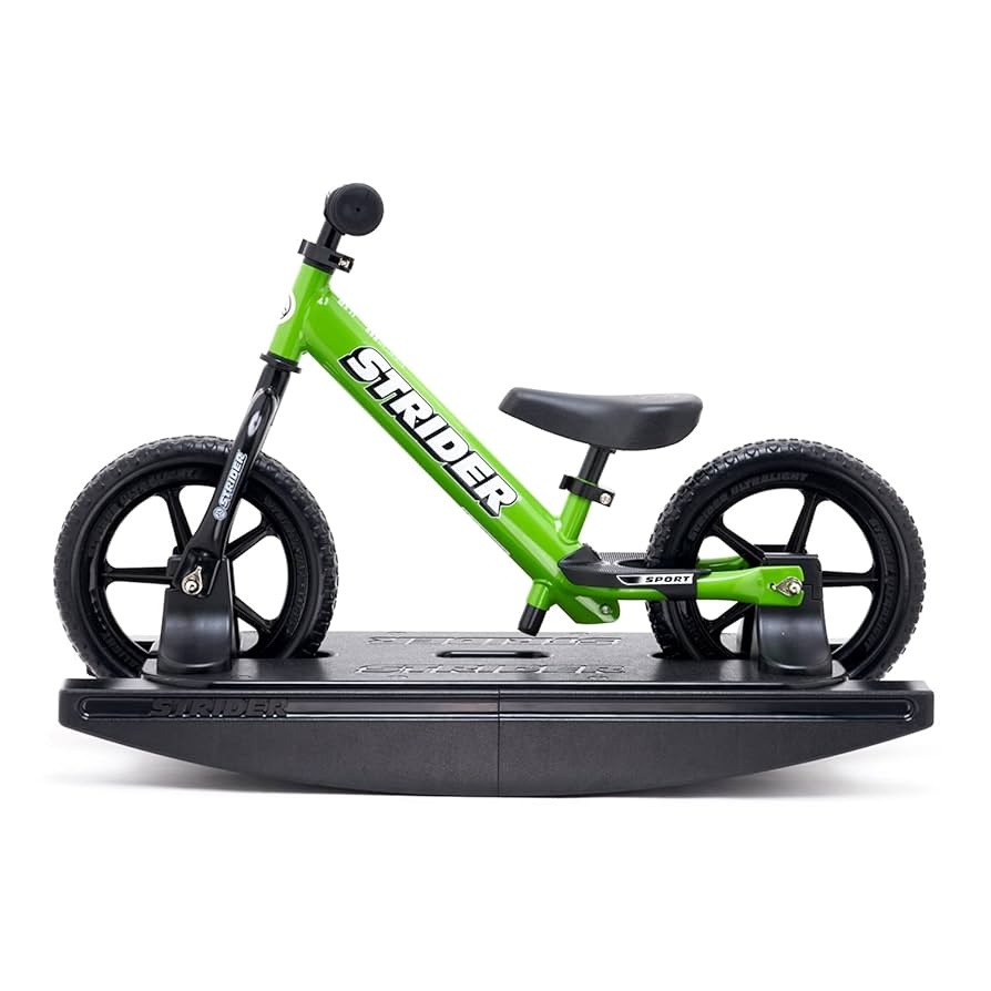 美品】ストライダー STRIDER 12 スポーツ グリーン STRIDER 12 SPORT