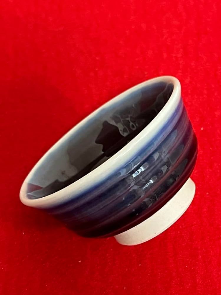 人間国宝 三代 徳田八十吉 正彦銘 ぐい呑み 共箱 共布 陶歴付き T146