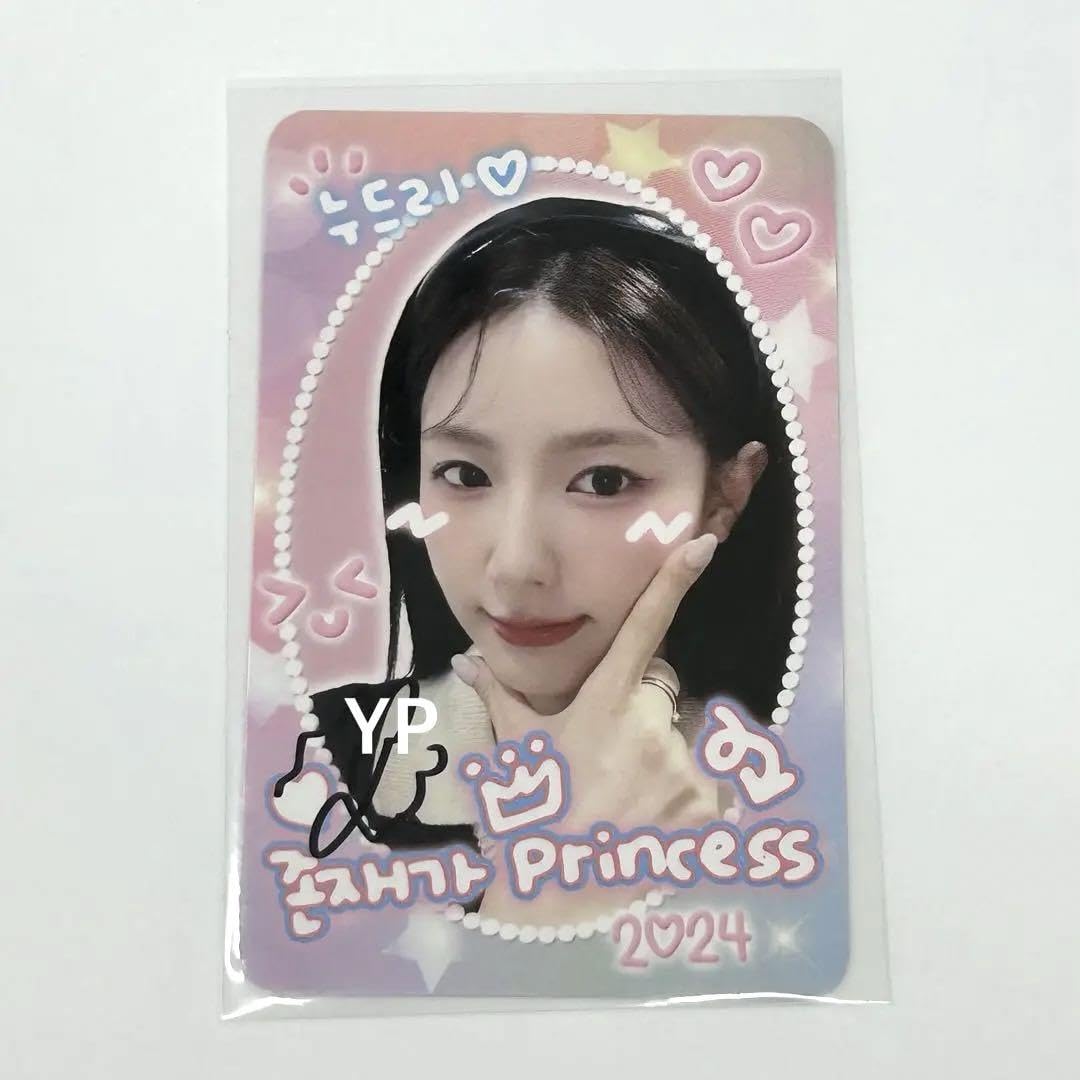 YUQI ウギ 直筆サイン入りチェキ G)I-DLE YUQI ウギ サイントレカ G)I