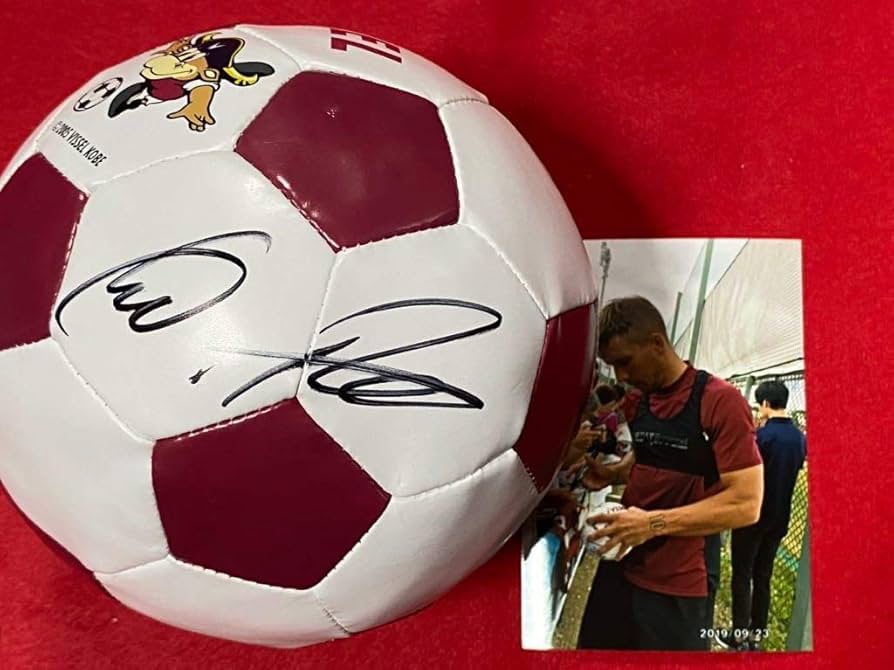 ポドルスキ サイン入りjリーグ公式ボール 直筆 5号級 ヴィッセル神戸