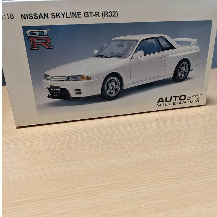 1/18 オートアートSKYLINE GT-R チューンドバージョンオートアート 1
