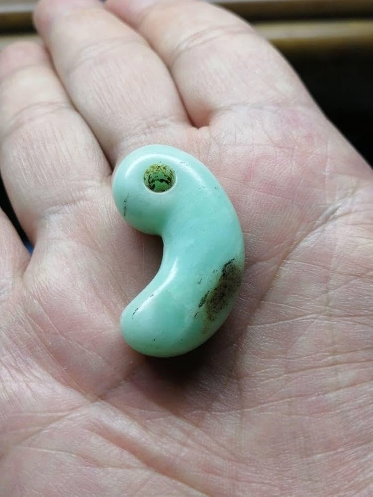 高品質 古墳期 糸魚川翡翠勾玉 結晶質 出土品 大型 高品質 古墳期