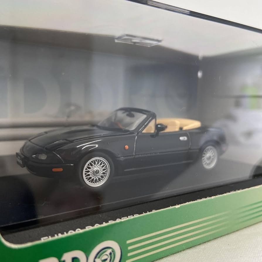 Amazon.co.jp: Rare EBBRO 1/43 EUNOS Roadster V-special with BBS