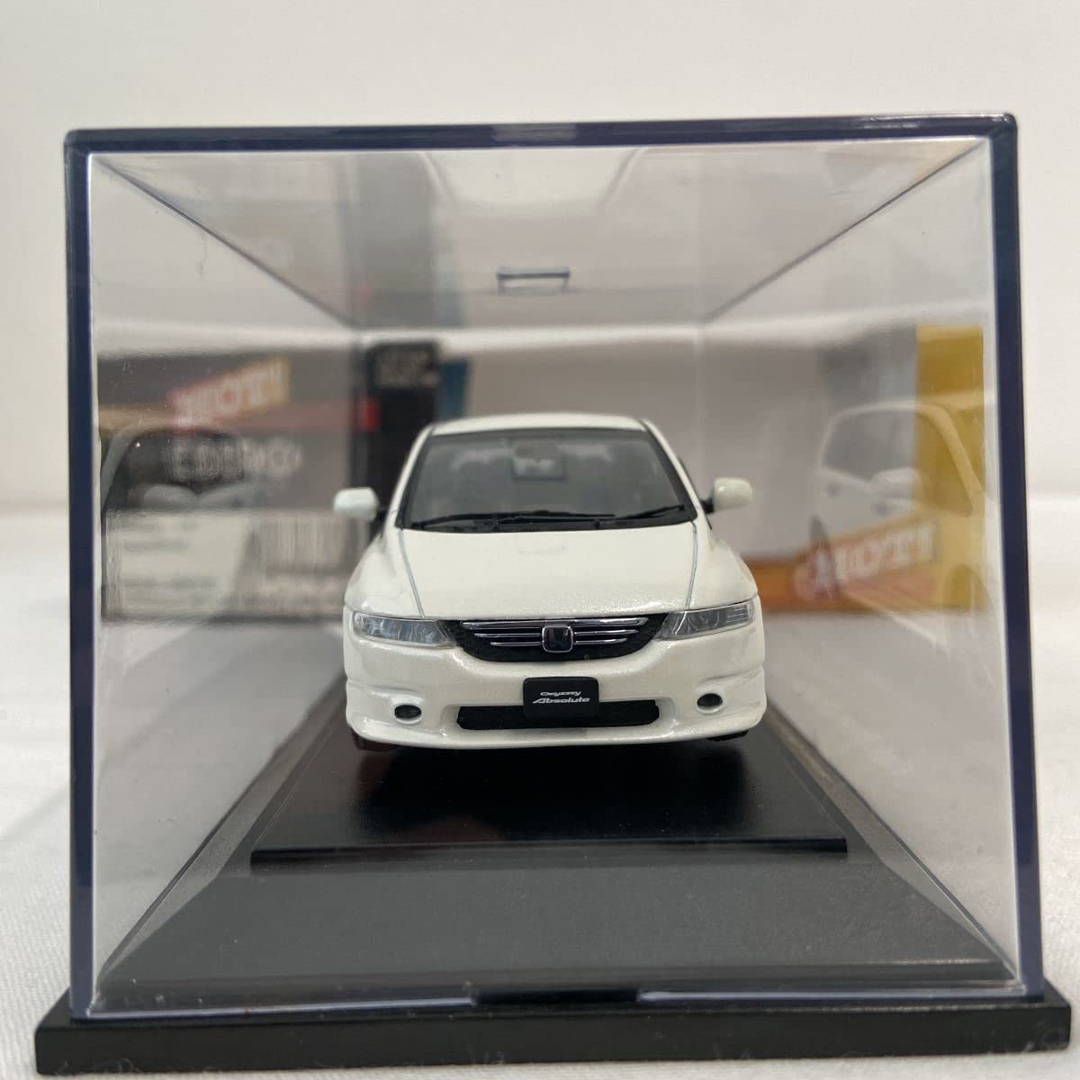 1/43 ホンダ オデッセイ RB3/RB4 アブソルート ミニカー ホワイト