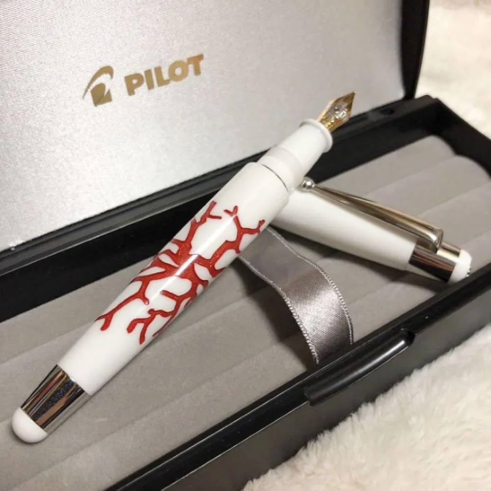 ☆未使用品 シグナム 万年筆 コラーロ ホワイト レッド ニブF 18金ペン