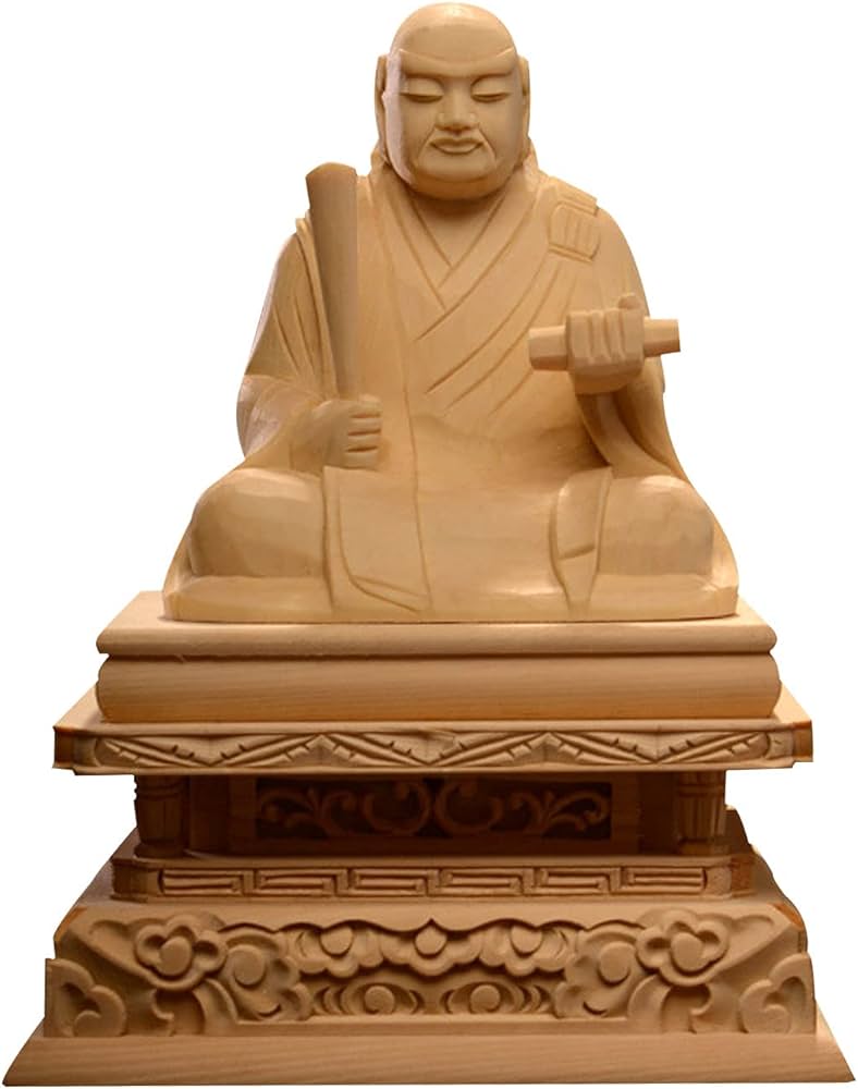 Amazon｜木彫り仏像 日蓮聖人座像 日蓮上人 (日蓮宗 法華経) 桧木製